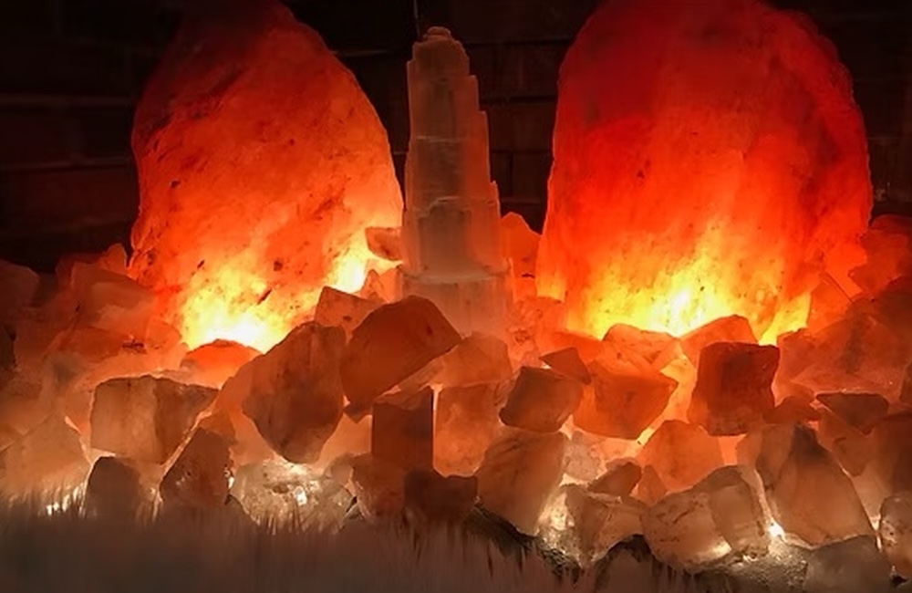 the warm red/orange glow of salt crystals in the sanctuary